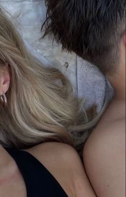 сосед не против/напротив