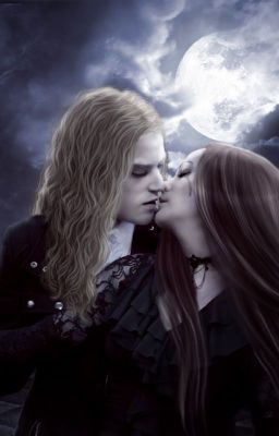 С кровью на губах .