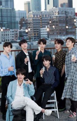 Любовь к одной известной группе.