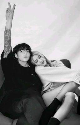 алый цветок