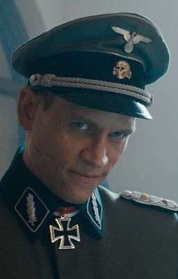 Как крысу ты меня убил. 