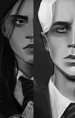 Девушка с кудрявыми волосами