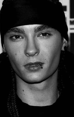 Враги которые влюбились/том каулиц