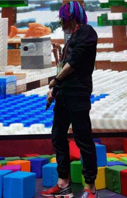 мелкий мажор|•