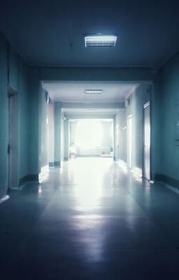 Между капельницами и мечтами.