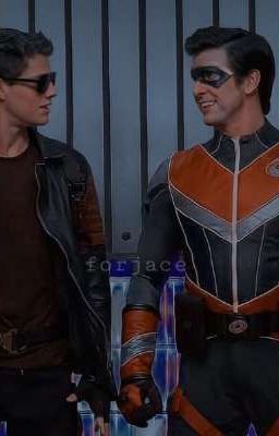 - Генри , беги - Если только в твои объятья