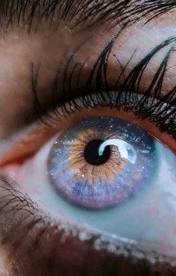 Сумерки в твоих очах мелькают искрами