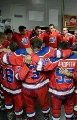 однофамильцы.