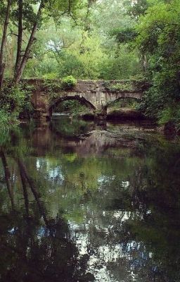 Говард Лавкрафт  "Тайна среднего пролета"