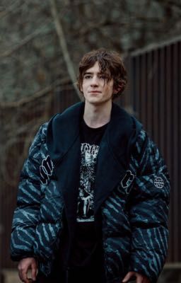 для всех он был кисой, но для меня.....он мог быть кем угодно