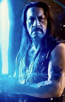 Мачете убивает в космосе