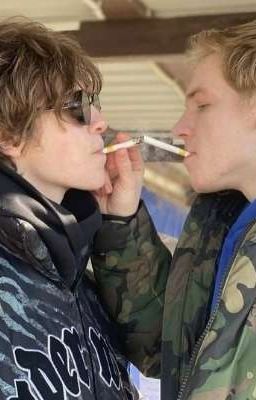 что между нами?черная весна