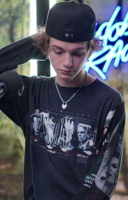 Не простая жизнь