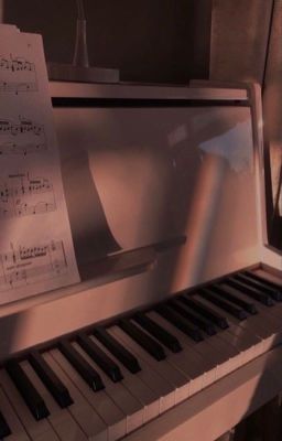 Черные клавиши фортепиано