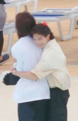 Мне нужно тебя обнять...