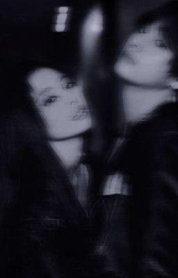 𝐌𝐨𝐨𝐧 𝐢𝐧 𝐭𝐡𝐞 𝐬𝐤𝐲