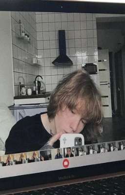 Первая любовь- хуевые отношения