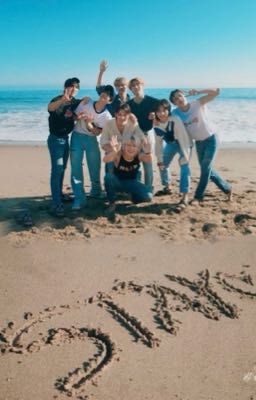 Нянька Stray kids