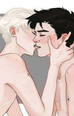 Красная нить на запястье