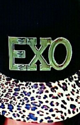 Кепка нас связала