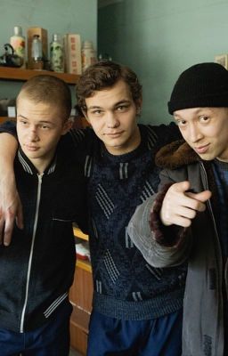 Турбо младшая||пальто 