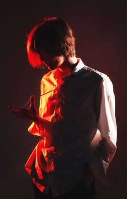 Отдаляясь от него всё дальше, она влюбилась(ЗАМОРОЖЕН)